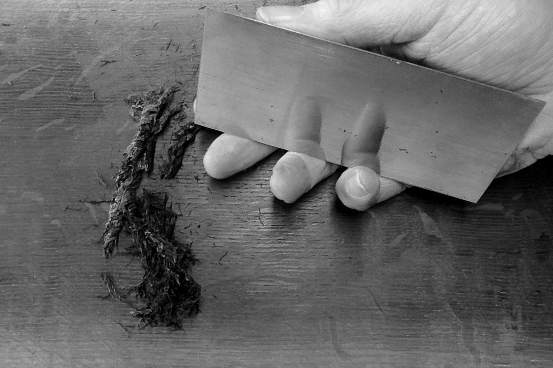 Simple scraper used by Gary Southwell on his guitars